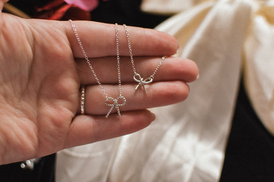 Bow Necklace