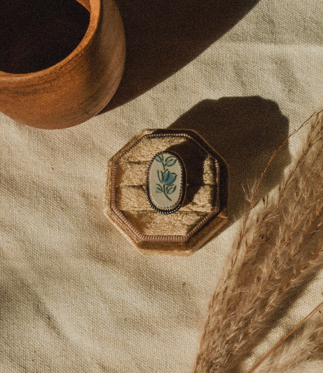 Ceramic Flower Ring Sz 10